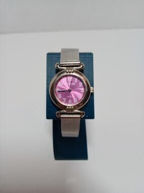 Rumours Pink Faced Metal Band Women's Watch Tested